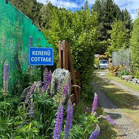 Kereru Cottage, Cosy Log Cabin, Serene Lake & Mountain Views Куийнстаун Екстериор снимка